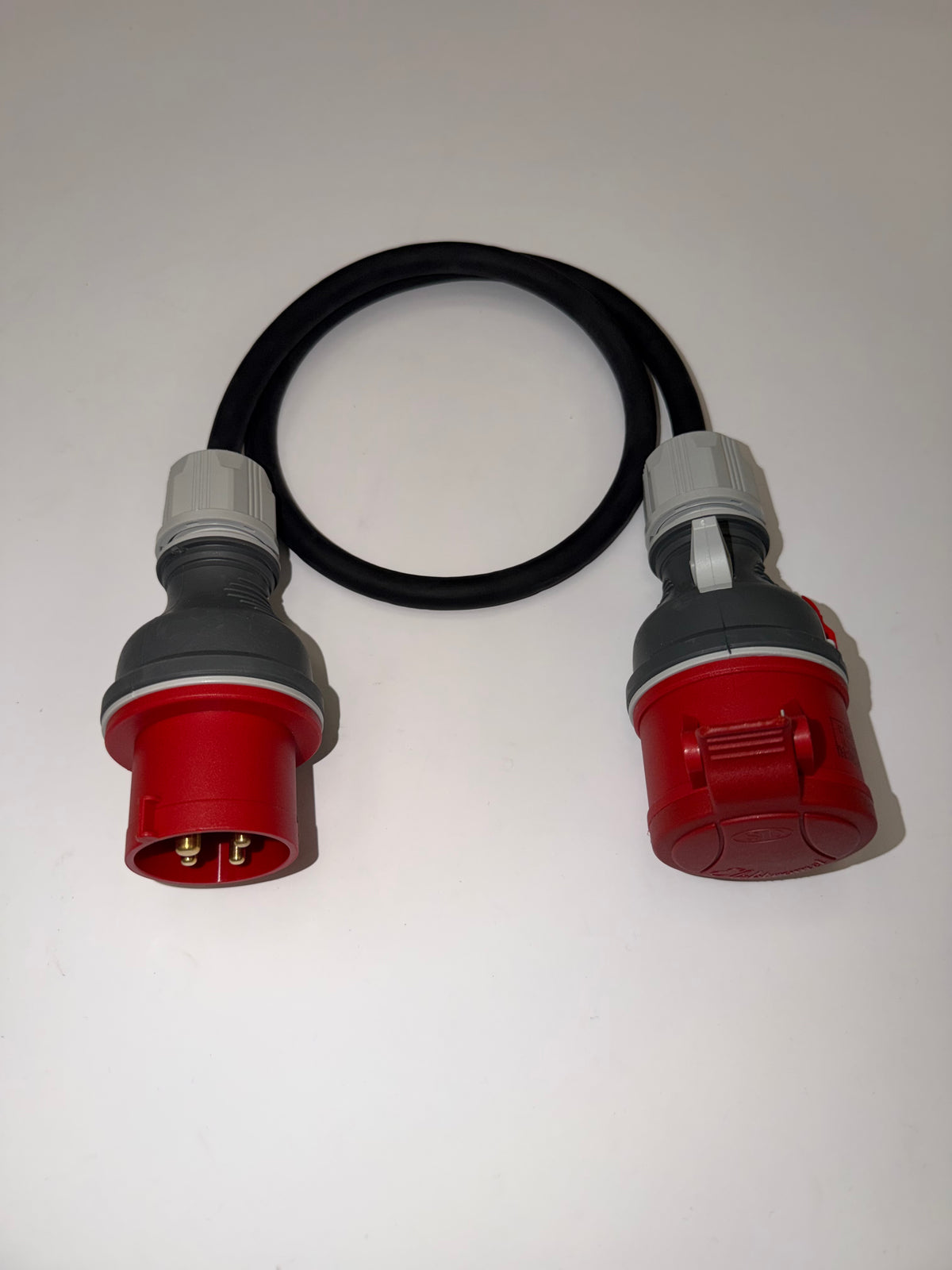 TRIVOLT Przejściówka 16A CEE 4P → CEE 5P 400V – 1 m